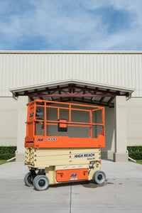 26 ft, Electric, Scissor Lift For Rent