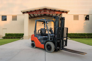 5,000 lb, Dual Fuel, Industrial/Warehouse Forklift For Rent